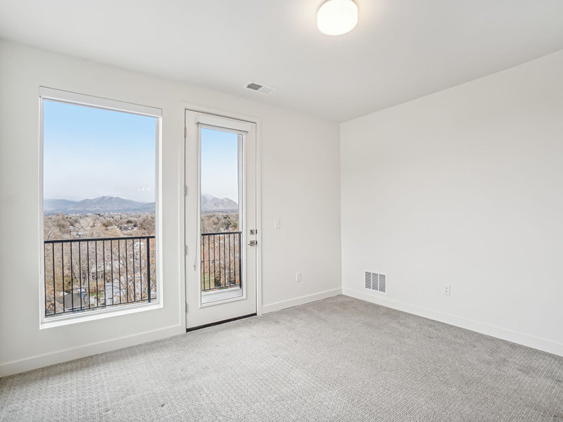 Spacious Bedroom | The Vine