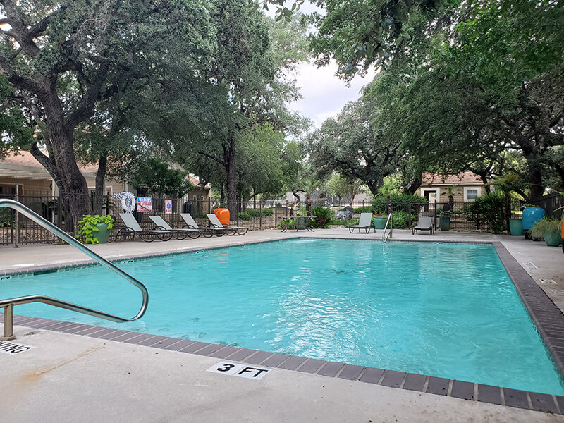 The Ridge at Bandera Apartments Amenities