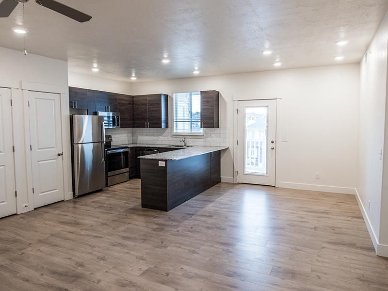 Beautiful Kitchen | Trail Hollow Apartments in West Haven, UT