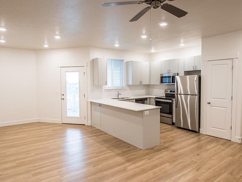 Bright Kitchen | Trail Hollow Apartments in West Haven, UT