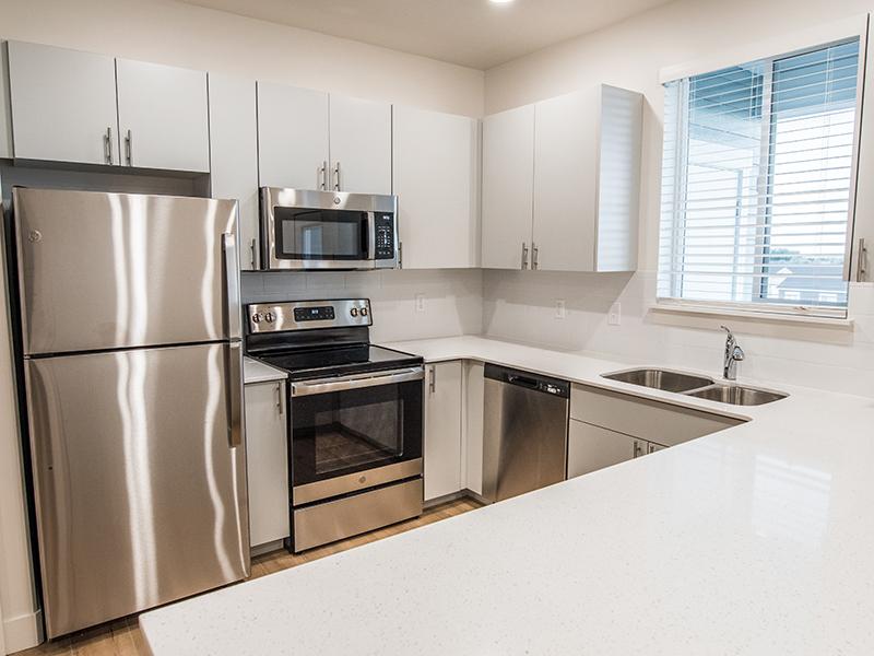 Fully Equipped Kitchen | Trail Hollow Apartments in West Haven, UT