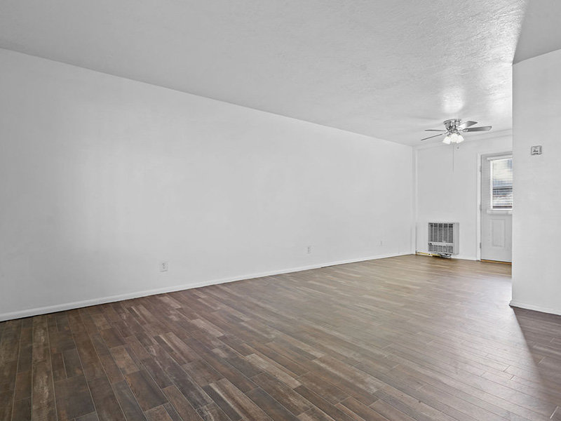 Large Room | Twin Creek