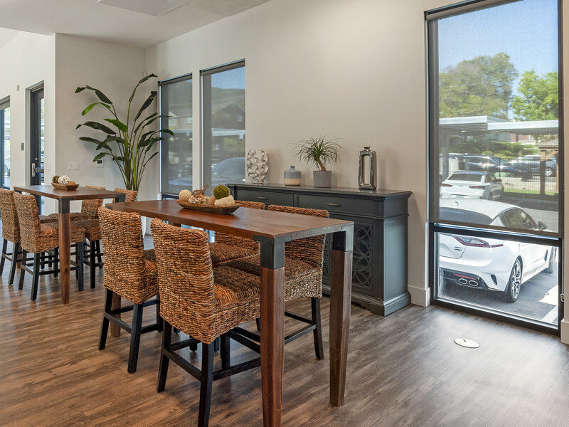 Clubhouse Seating | Vela Apartments