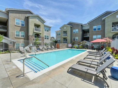 Vela Apartment's Pool | Apartments for Rent in Santee, CA