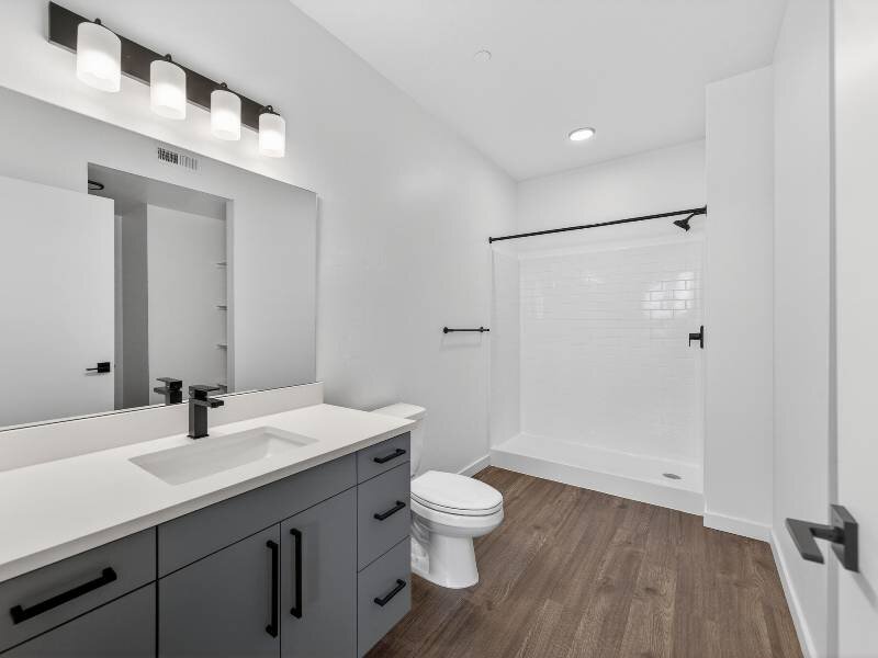 Full Bathroom | Three Bedroom | Village Apartments