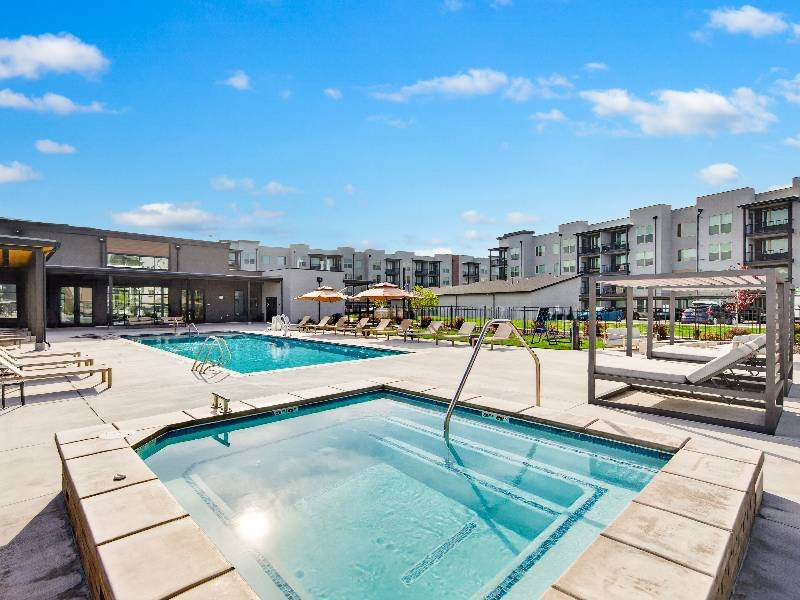 Hot Tub | Village Apartments