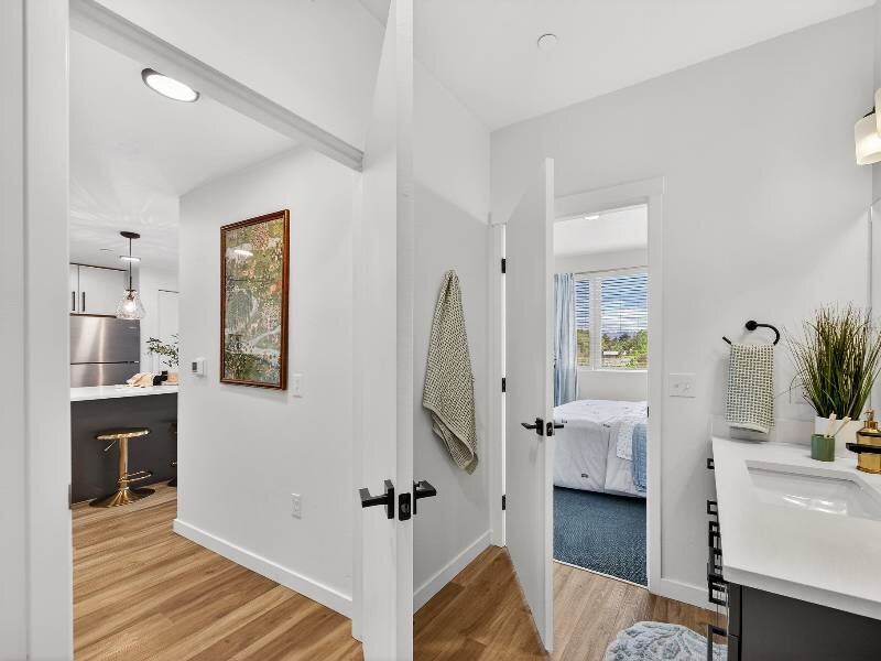 Bathroom | Two Bedroom | Village Apartments