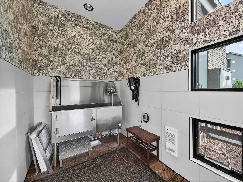 Pet Spa | Village Apartments