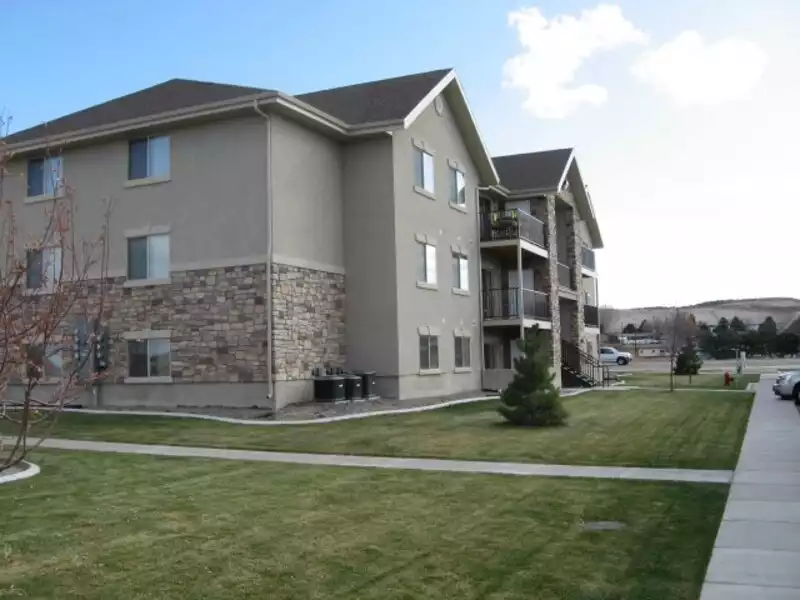 Apartments Near Me | The Villas at Riverside Apartments in Elko, NV