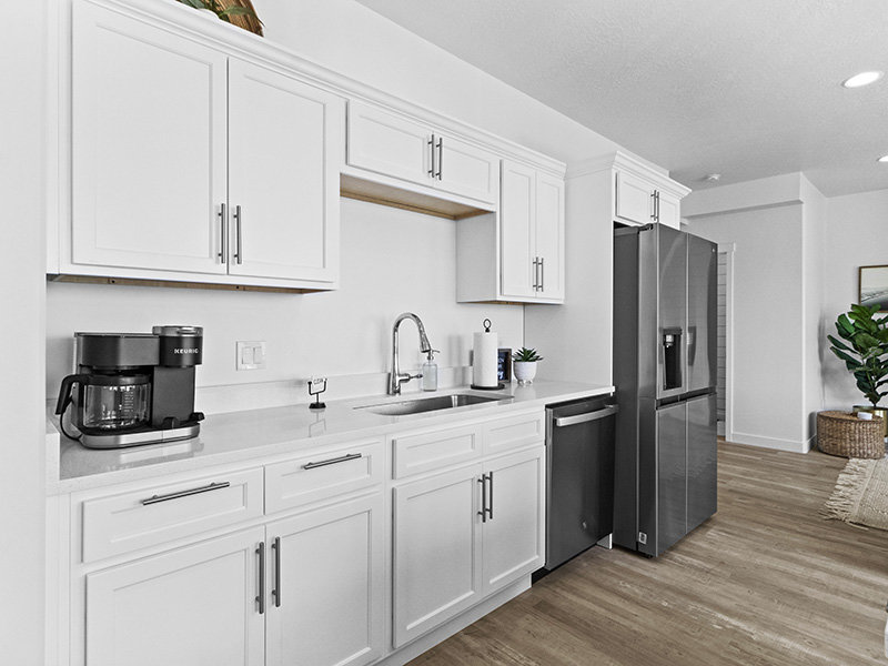 Fully Equipped Kitchen | West Lake Townhomes