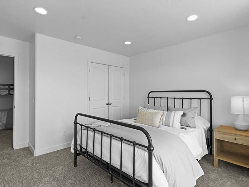 Room | West Lake Townhomes