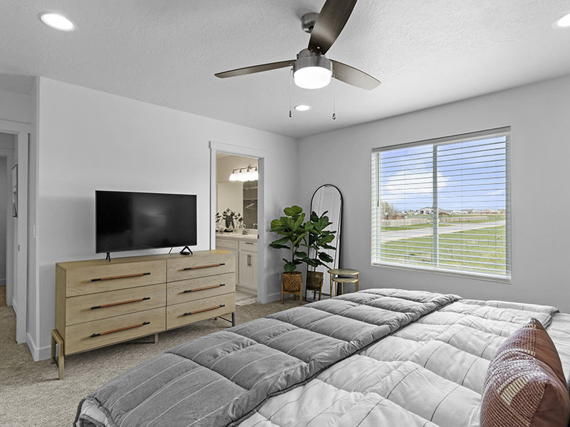 Large Bedrooms | West Lake Townhomes