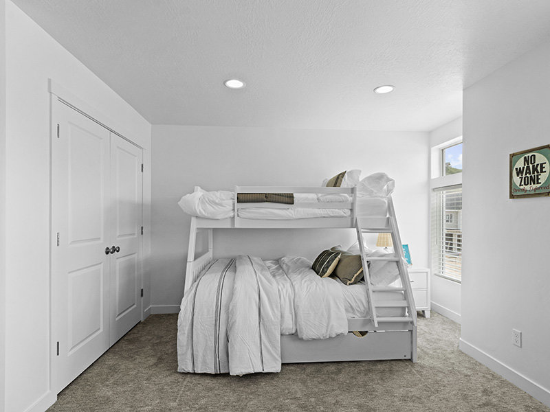Bedroom | West Lake Townhomes