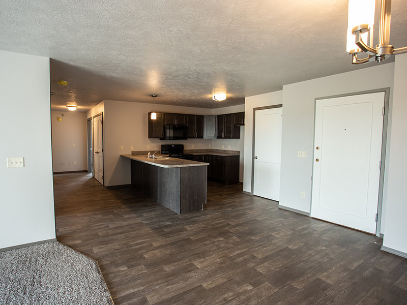 Kitchen | Whisper Ridge Apartments in Sioux Falls, SD