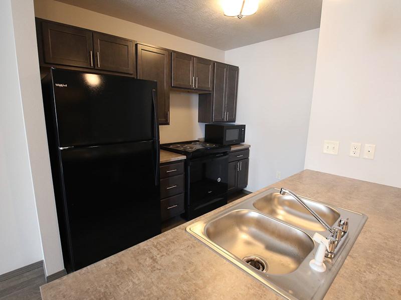 Black Kitchen Appliances | Whisper Ridge Apartments in Sioux Falls, SD