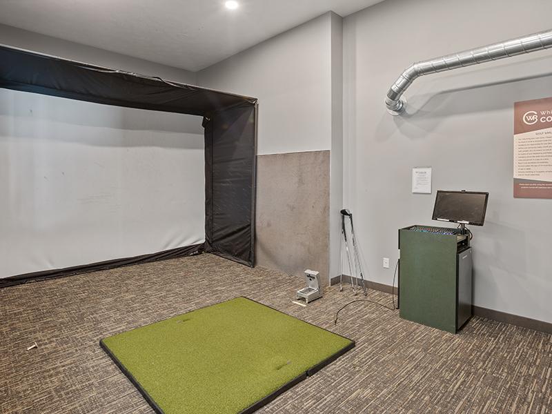 Indoor Golf | Whisper Ridge Apartments in Sioux Falls, SD