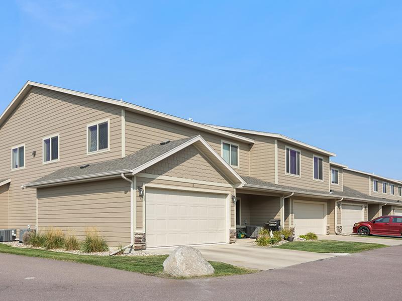 Street View of Townhome | West Pointe Commons Townhomes in Sioux Falls, SD