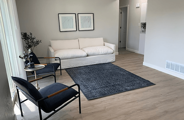 White Pines Apartment Features