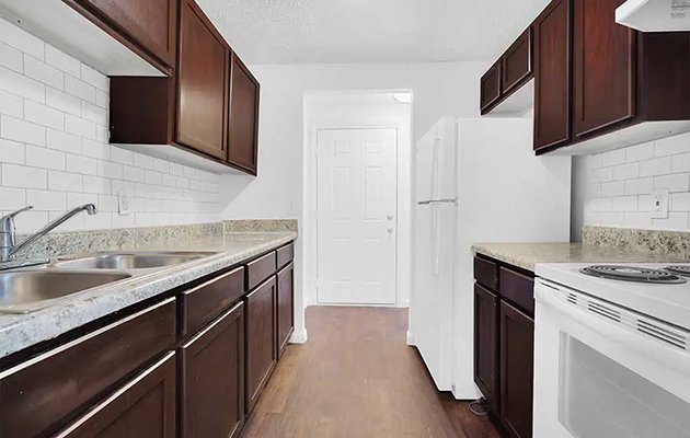Wyoming Crossing Apartment Features