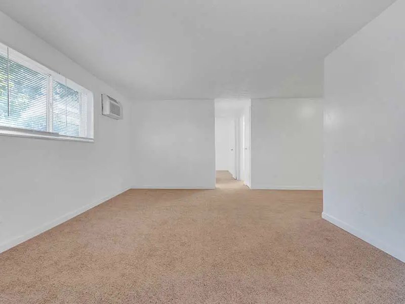 Spacious Interiors | Wyoming Crossing Apartments