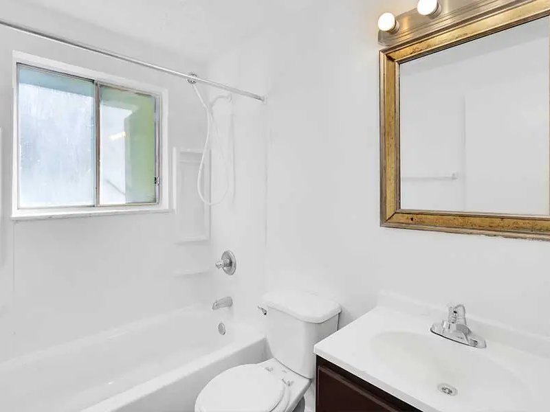 Bathroom | Wyoming Crossing Apartments
