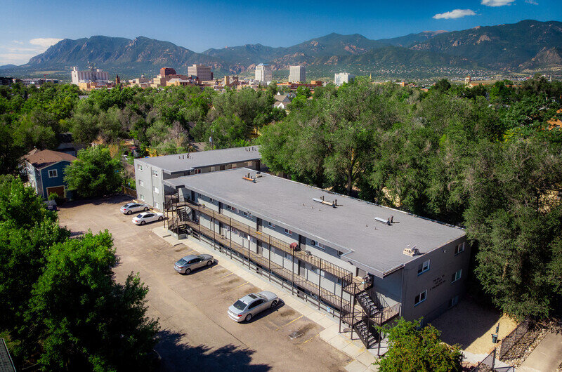 Jasmine Springs in Colorado Springs, Colorado