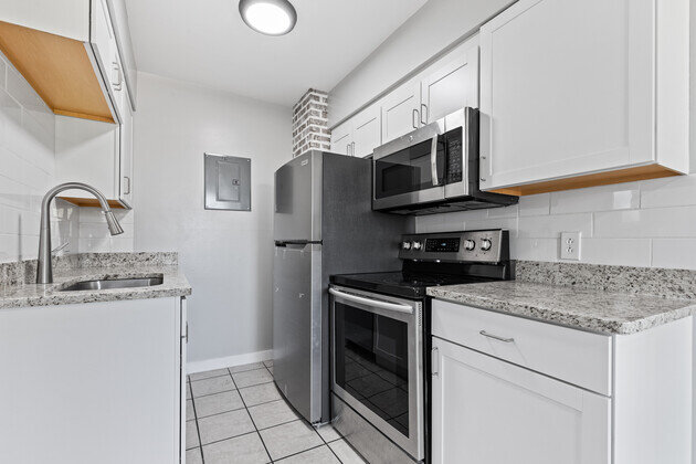 Magnolia Meadows I Easy Living